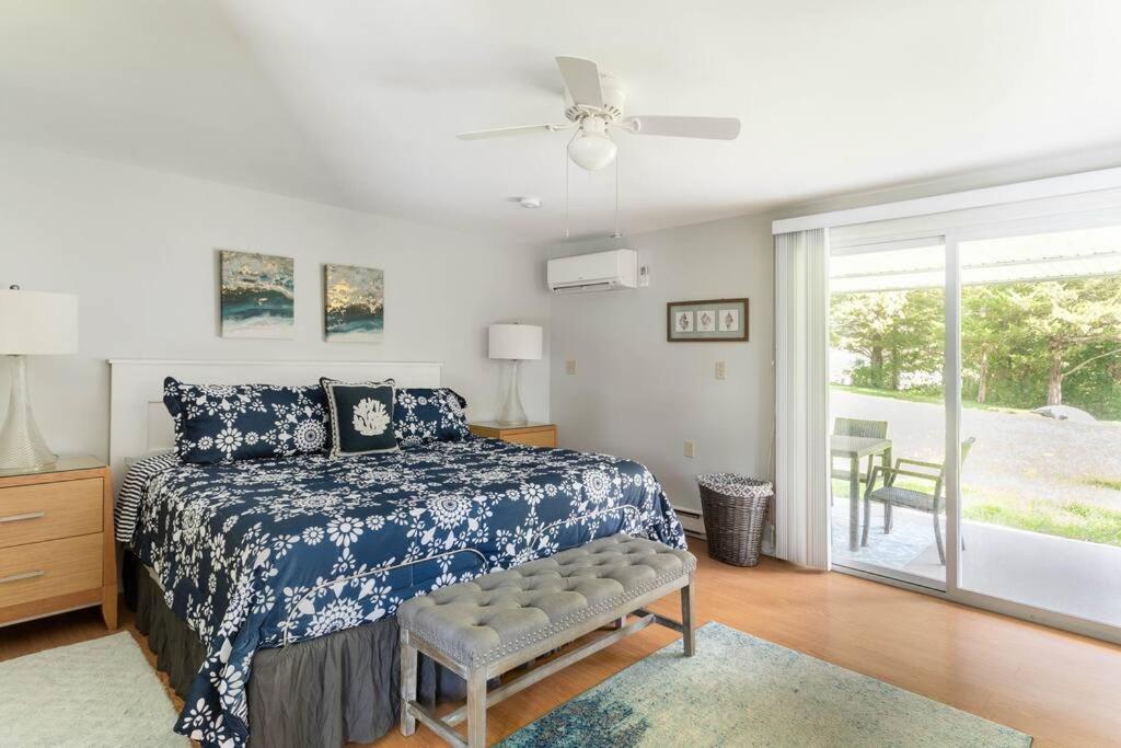 Unique Retreat With Private Patio, 4 King Beds And Bbq Groton Exterior foto