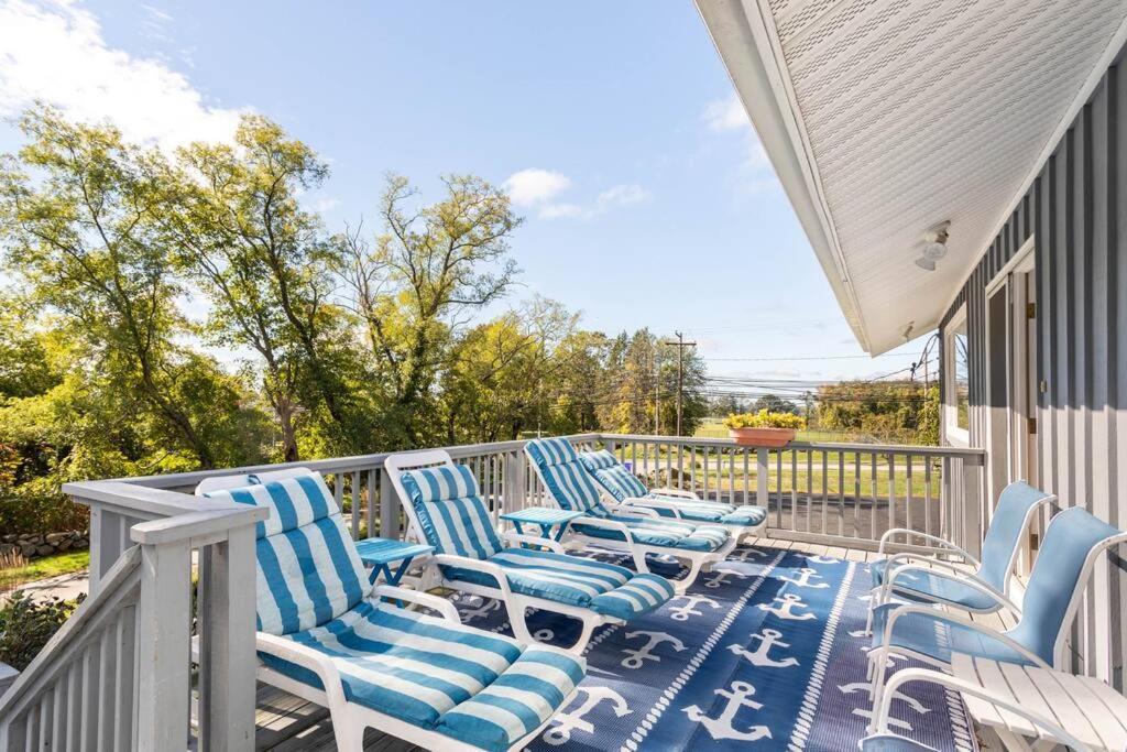 Unique Retreat With Private Patio, 4 King Beds And Bbq Groton Exterior foto
